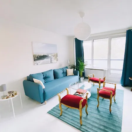 Wonderful And Cosy In The Heart Of Berlin, 1 Bedroom, 1 Living With Comfortable Bed Couch * Berlin