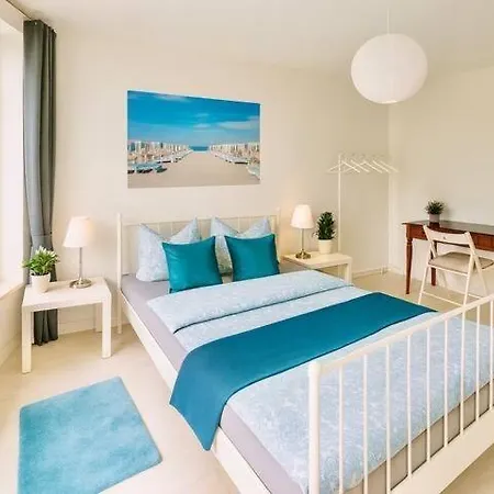 Апартаменты Amazing In The Heart Of Next To Check Point Charlie, 1 To 4 Guests Берлин