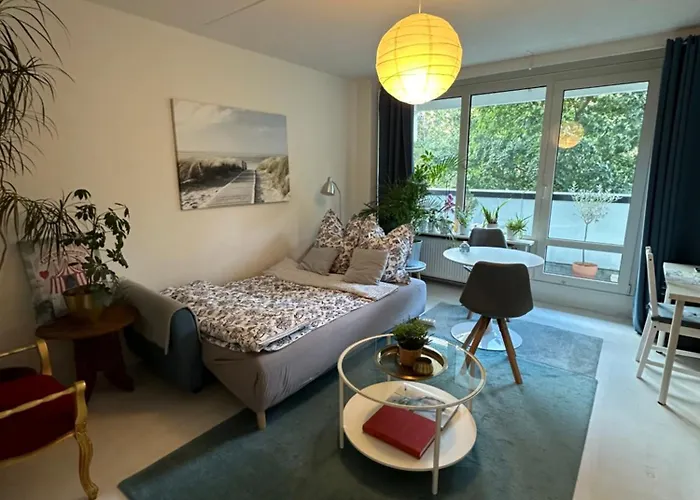 Apartament Amazing In The Heart Of Next To Check Point Charlie, 1 To 4 Guests